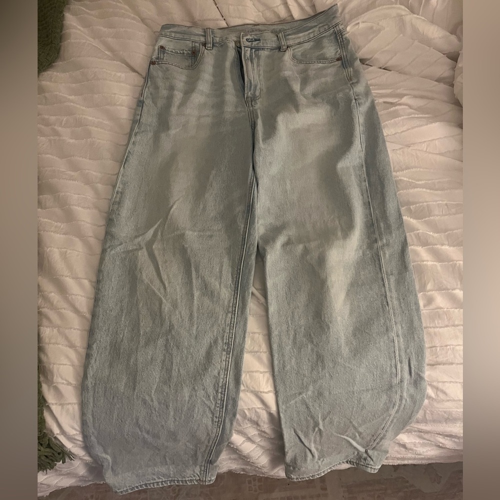 American Eagle Light Blue Strigid Jeans